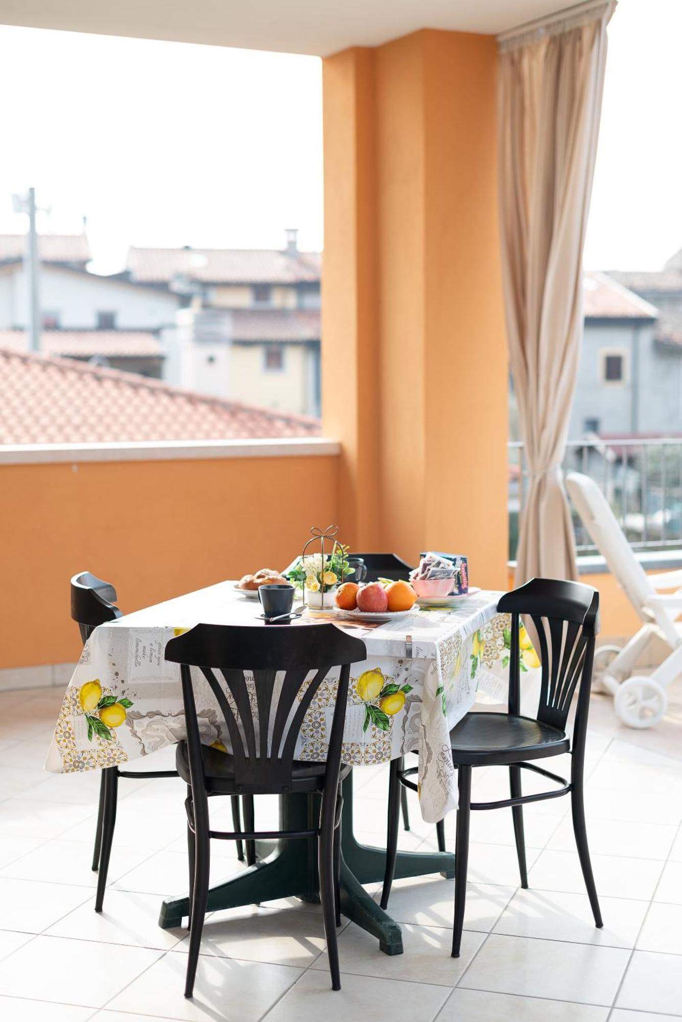 ラツィーゼTerrazza Baciata Dal Soleアパートメント エクステリア 写真